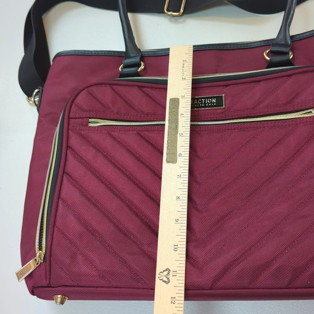 Reaction Kenneth Cole excellent padded